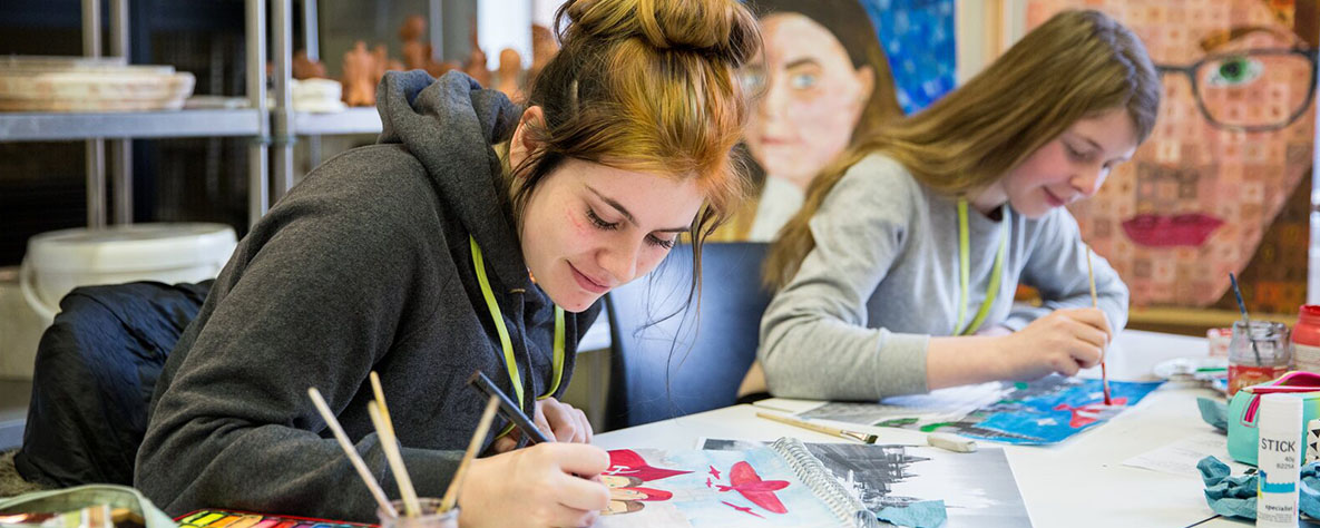 UAL Diploma in Art and Design Level 2