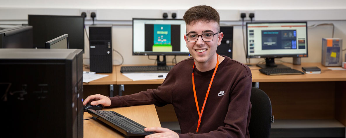 BTEC  Diploma Cyntaf mewn Technoleg Gwybodaeth a Chreadigol Lefel 2