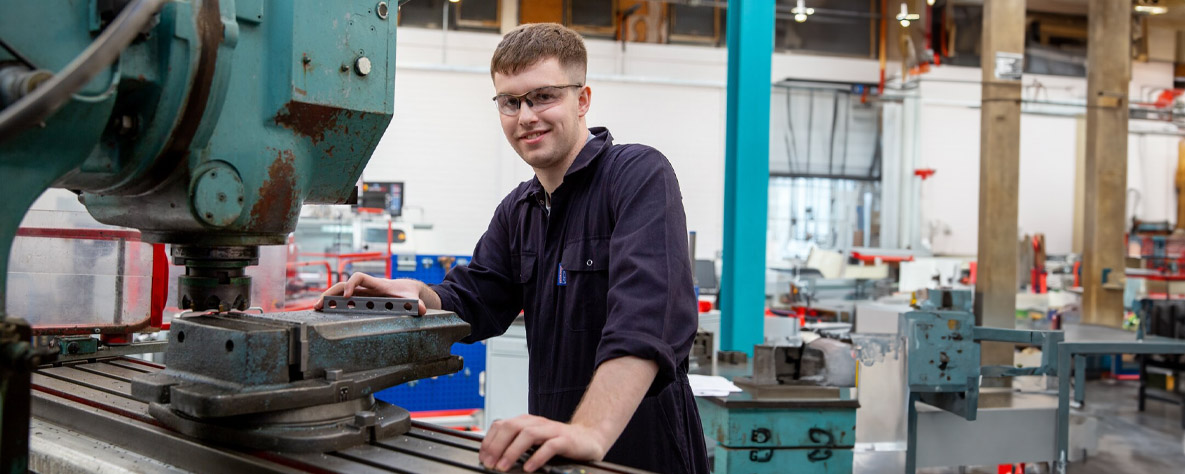 BTEC National Extended Certificate in Mechanical Engineering Level 3