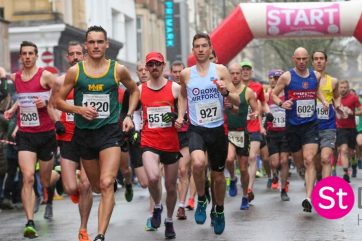 Newport Half Marathon St Davids Hospice Coleg Gwent Newport half marathon runners