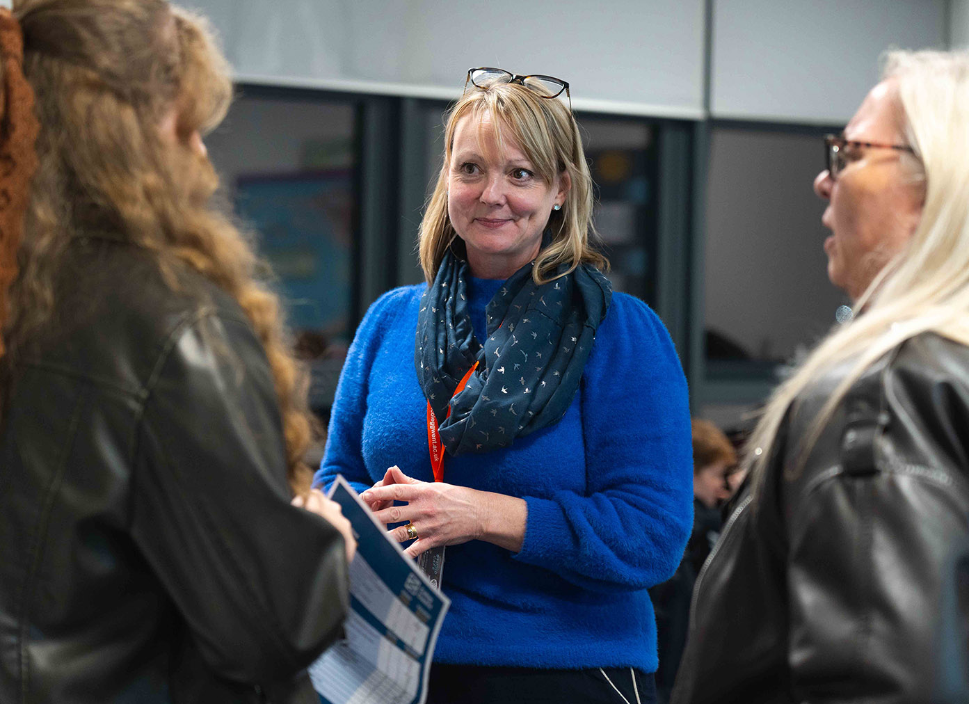 Tutor supporting two students