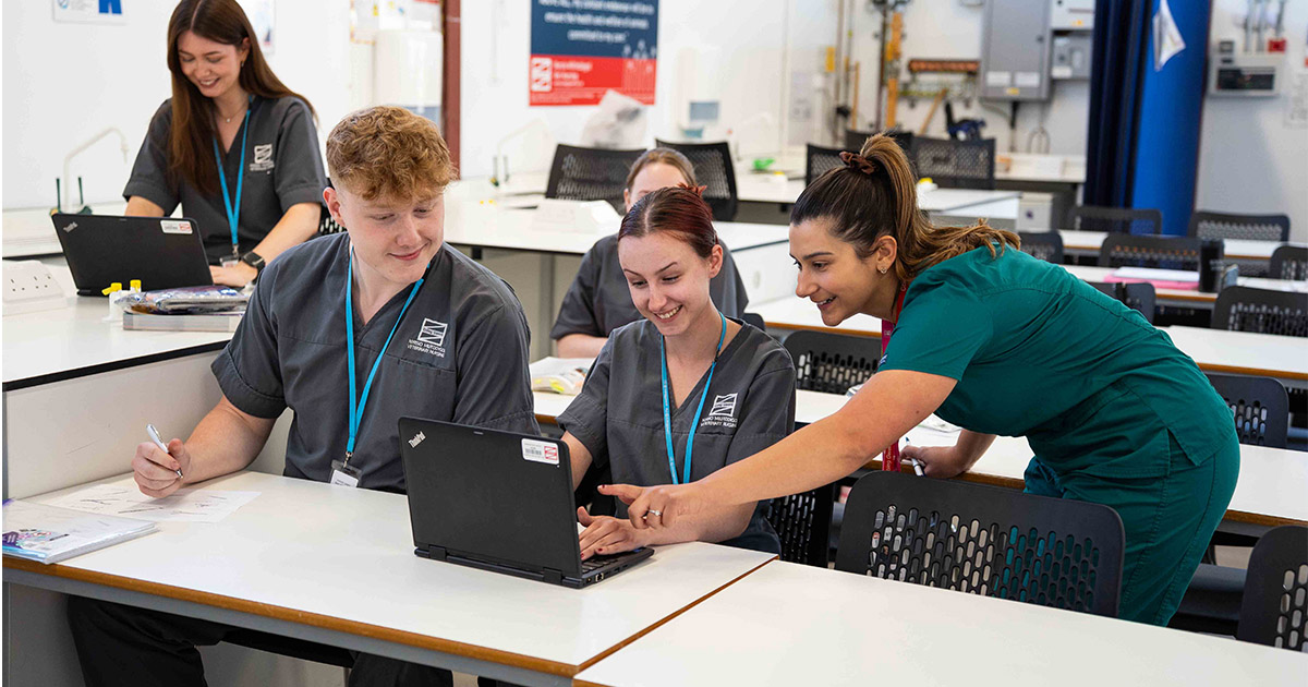 Vet Nursing students